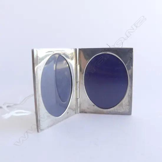SMALL FOLDING S/SILVER DOUBLE PHOTO FRAME 37GMS