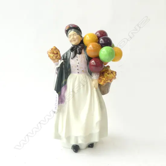 R/D FIGURINE BIDDY PENNY FARTHING H230MM