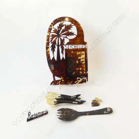 SMALL COLLECTION OF TORTISHELL SPOONS ETC & TORTISHELL PHOTO FRAME H260MM