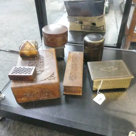 COLLECTION OF 8 TRINKET BOXES