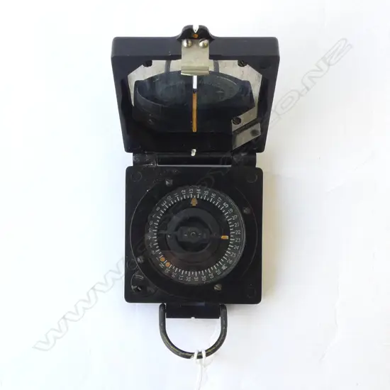 WWII COMPASS MAGNETIC MARCHING MARK 1 MILITARY ISSUE T.G.CO.LTD, L.75MM 
