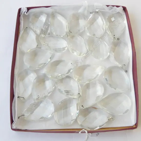 22 LARGE VINTAGE FACET CUT TEARDROP CRYSTALS, L.60MM
