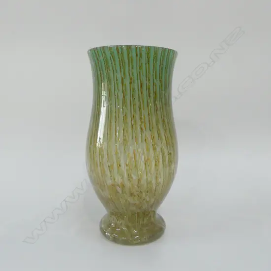 STUDIO GLASS VASE