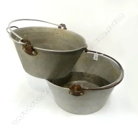 2 N.Z. MADE HYGLO  ALUMINIUM PRESERVE PANS  Dia.400mm