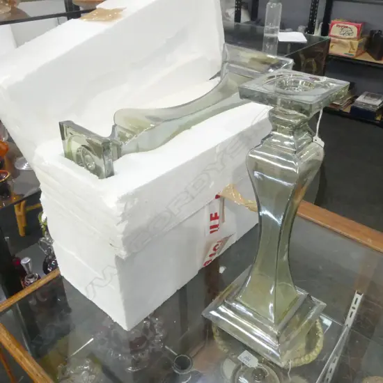 3 MODERN GLASS CANDLESTICK WITH BOXES H410MM