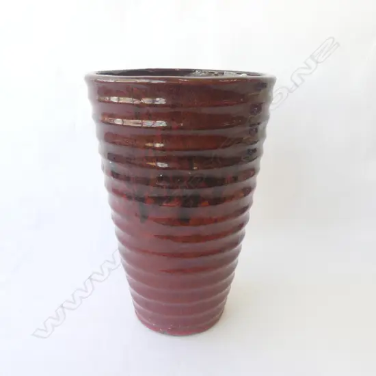 DEEP RED CERAMIC PLANTER