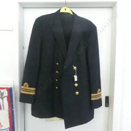 NZ NAVAL RESERVE LIEUTENANT COMMANDER UNIFORM JACKET & PANTS
