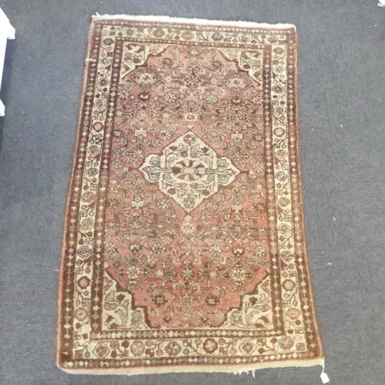 PERSIAN RUG SOFT RED COLOURS, 1620 x 1020mm