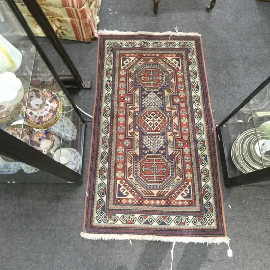 PERSIAN RUG, GEOMETRIC PATTERN, 1420 x 800mm