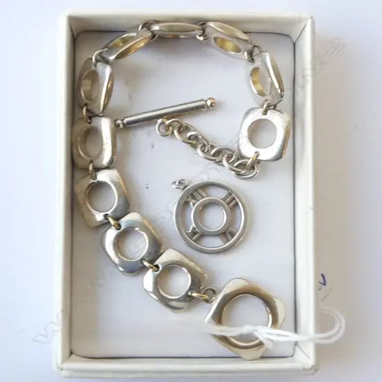 SILVER PLATE BRACELET MARKED T&CO925 (WORN) + PENDANT MARKED ATLAS 2003 TIFFANY & CO. 925