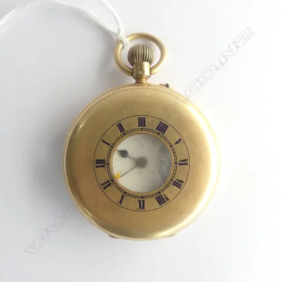 c.1900 18ct GOLD CASED HALF HUNTER POCKET WATCH (bezel missing). dust cover 18ct. 121gm