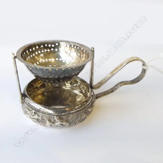 925 SILVER TEA STRAINER, 72gms