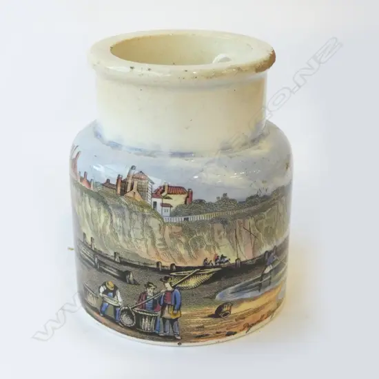 PRATTWARE FISHPASTE POT (SOME SMALL CHIPS) H.85mm
