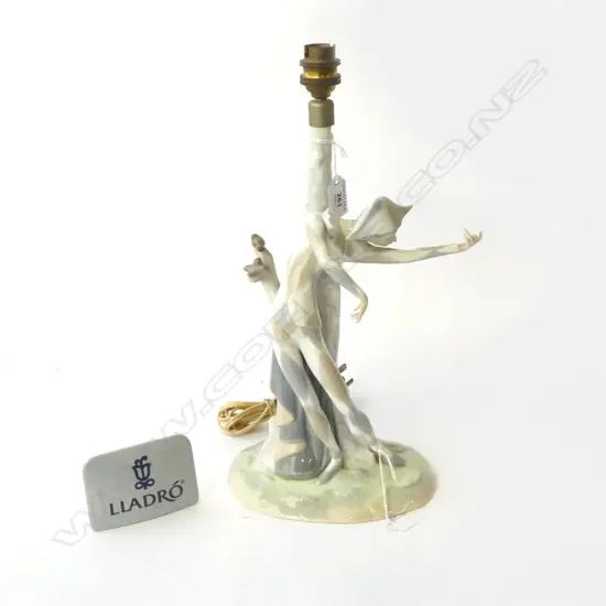 LLADRO FIGURAL LAMP FINGER DAMAGE H380MM & LLADRO SHOP SIGN L90MM