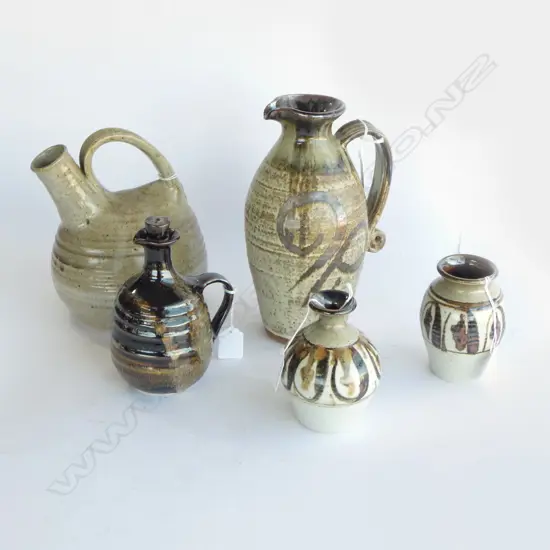 5 PCS NZ STUDIO POTTERY INCL; LISSANT-CLAYTON, LILLICK & PORER (ying yang mark) 
