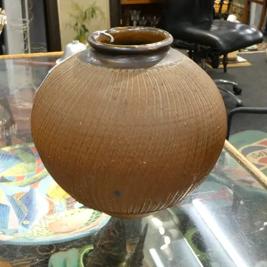 STUDIO POTTERY VASE H.240mm STAMPED 'A'