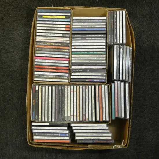 LOT ASST JAZZ CDS VARIOUS ARTISTS Provenance: Ex Collection Wellington Choy