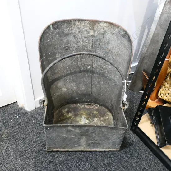 METAL COAL SCUTTLE 450x400mm