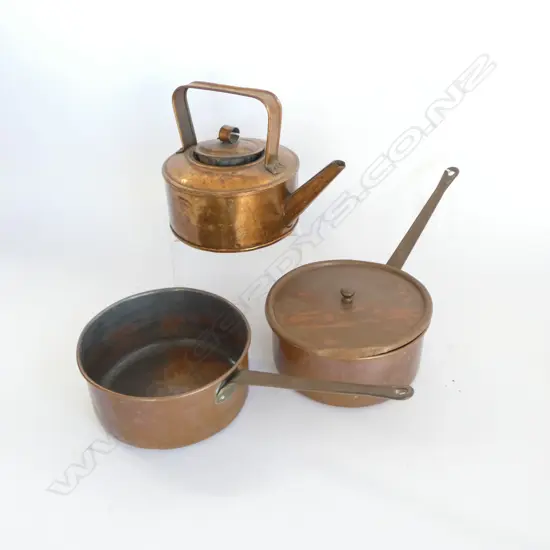 2 VINTAGE COPPER PANS (1 w lid) & VINTAGE COPPER KETTLE