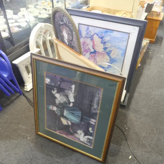 COLLECTION OF MIXED PRINTS