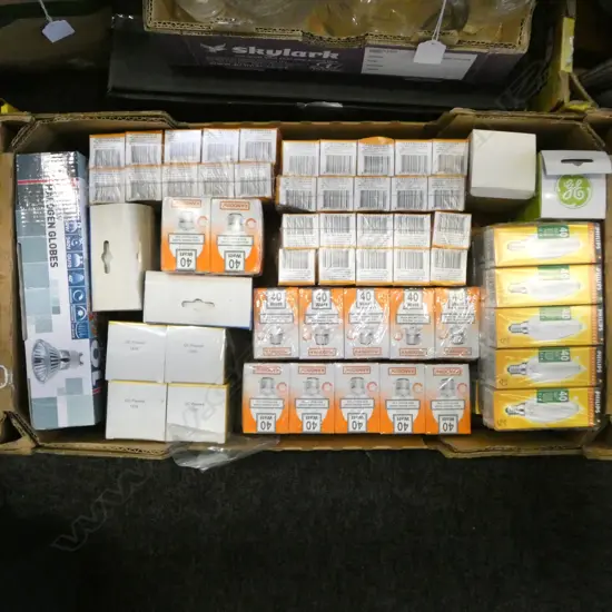 LARGE BOX OF UNUSED LIGHT BULBS