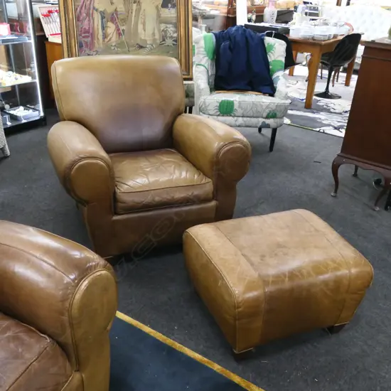 QUALITY LEATHER ARMCHAIR & FOOTREST 630x520x380mm