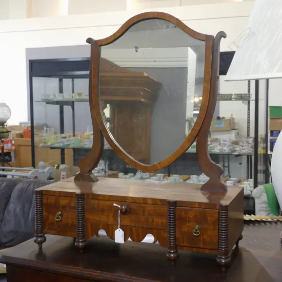 GEORGIAN MAHOGANY SHEILD SHAPED DRESSINGTABLE MIRROR H650 W510MM