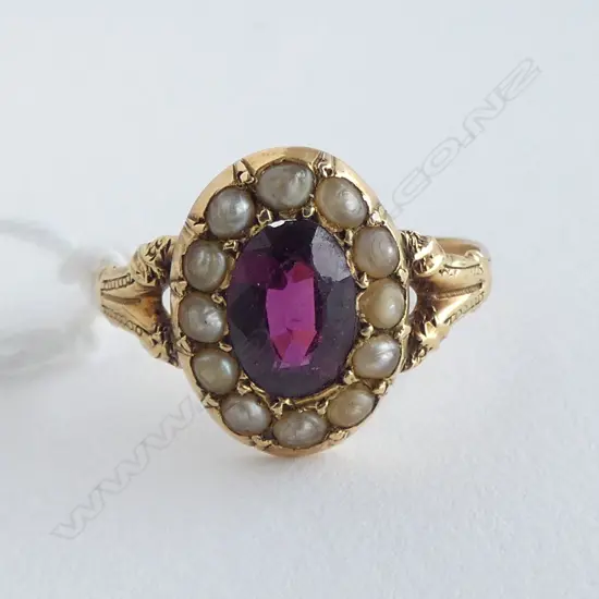 ANTIQUE 18ct GOLD ALMADINE GARNET & SEED PEARL CLUSTER RING 2.35gms SIZE P