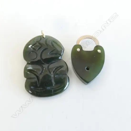 GREENSTONE LOCKET & TIKI H.30mm