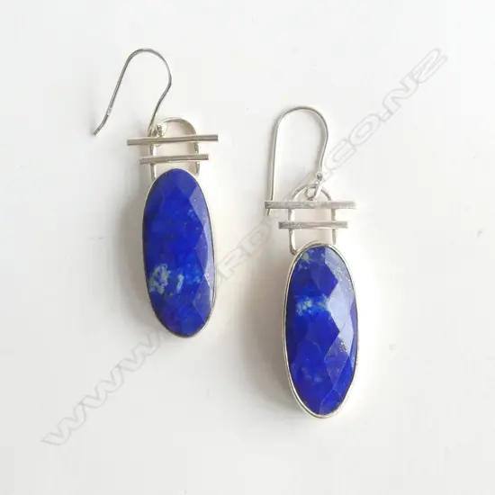 PR OVAL LAPIS & SILVER EARRINGS