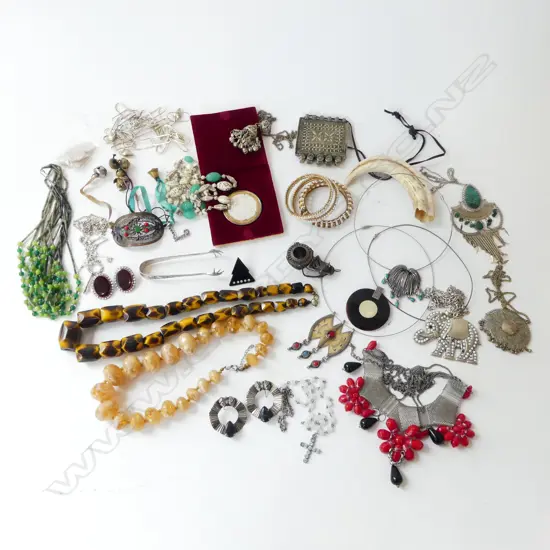 ASST. COSTUME JEWELLERY, ETHNIC ETC