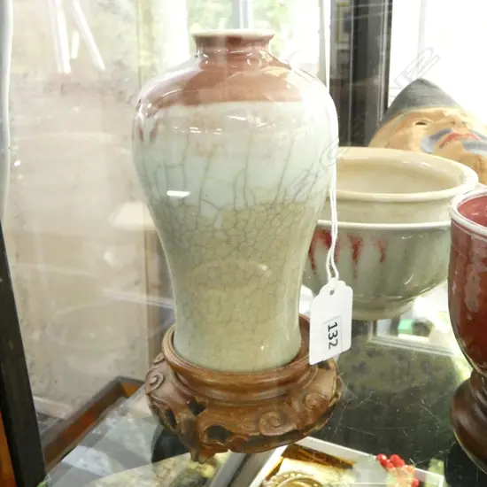 5 PCES GLAZED STUDIO POTTERY INCL. ORIENTAL VASE tiny rim chips H.140mm + 2 STANDS