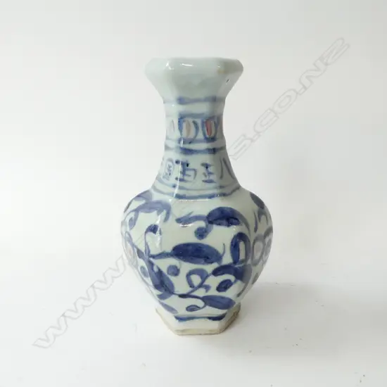 CHINESE HEXAGONAL BLUE & WHITE BOTTLE VASE H.215mm under glaze blue