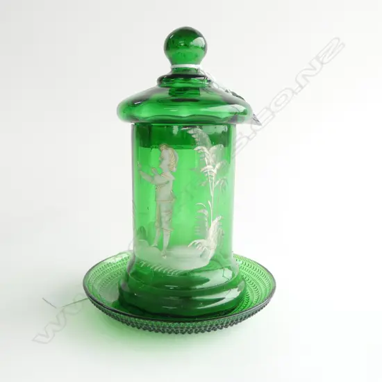 TWO GREEN GLASS ,DISH BY WARTSILA FINLAND 'ARABIA' Dia 107mm & MARY GREGORY GREEN GLASS LIDDED CONTAINER VICTORIAN, H.19