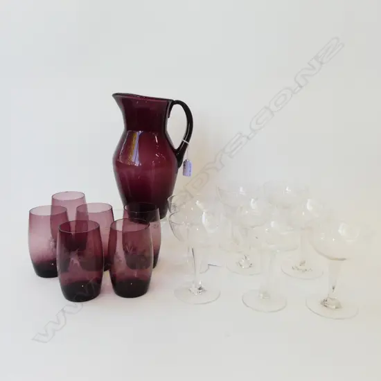 EIGHT HARLEQUIN ETCHED HOLLOW STEMMED GLASSES w. JUG & 6 GLASSES