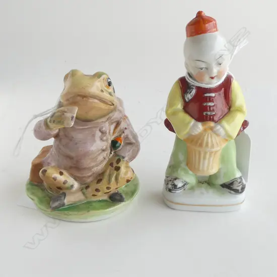 BEATRIX POTTER FIGURE 'MR JEREMY FISHER' WITH OLD SMALL PORCELAIN CHINESE FIGURE H.100mm
