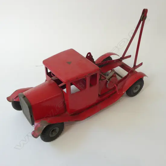 LG VINTAGE METAL RED TOW TRUCK L.460mm