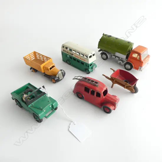 5 VINTAGE DINKY MODEL VEHICLES INCL. ROAD SWEEPER L.145mm + WHEELBARROW