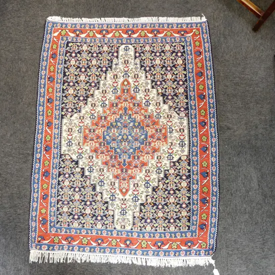 KILIM RUG 1400x1050mm