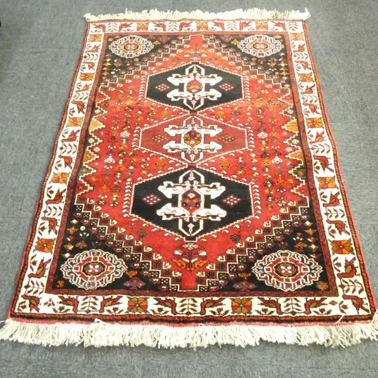 **RTV**HAND KNOTTED PERSIAN QASHQAI ALL WOOL RUG; 3 central losange medallions w. bird motif adorning border 1610x1180mm