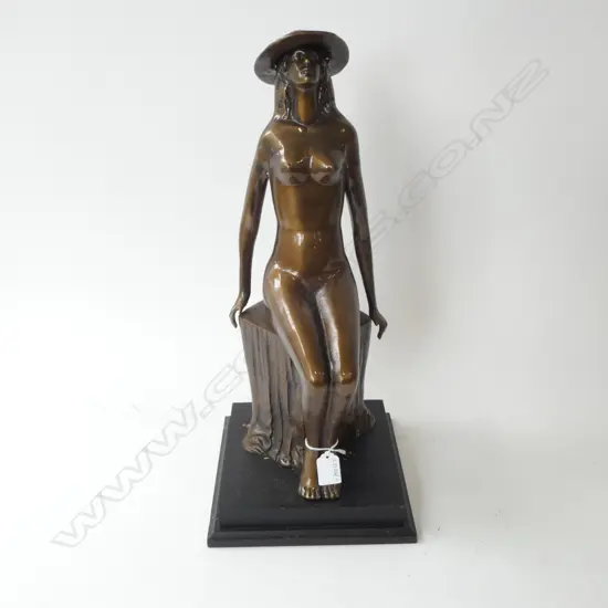 BRONZE FEMALE FIGURE H.500mm