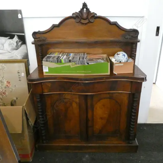 VICTORIAN MAHOGANY CHIFFONIER AF