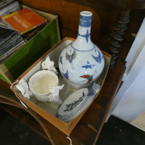 4 ORIENTAL CERAMICS + BRONZE FIGURE