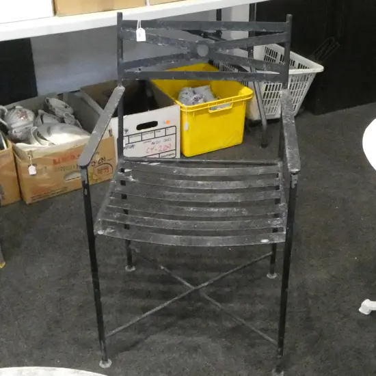 BLACK METAL OUTDOOR CHAIR