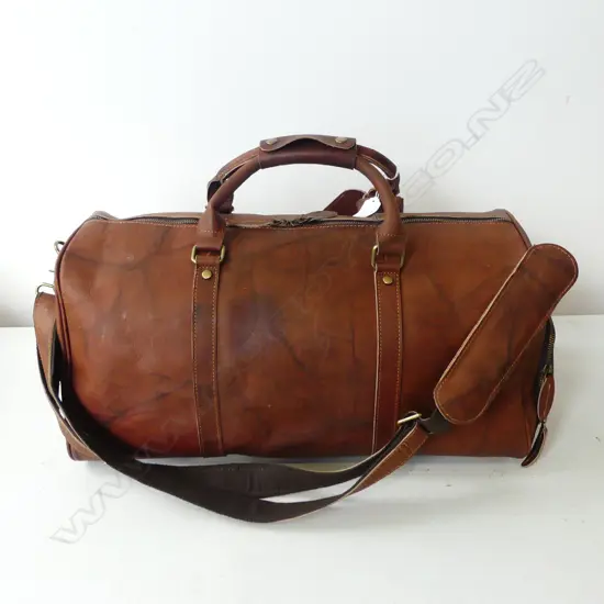 LEATHER WEEKEND BAG W.550mm