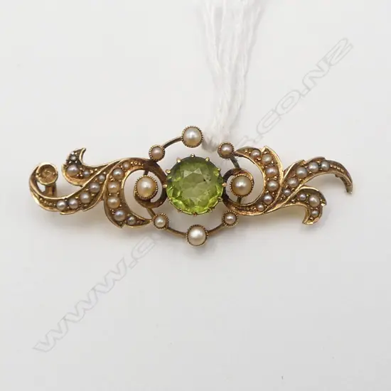 15ct EDWARDIAN GOLD & SEED PEARL BAR BROOCH 3.85gms pin broken off and pearl missing