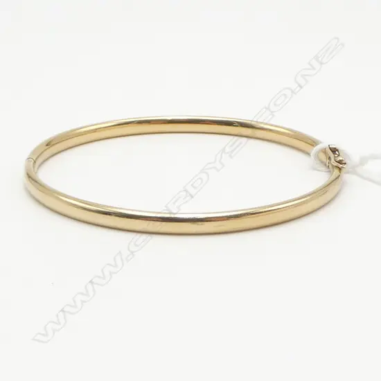9CT GOLD HINGED BANGLE 17.49gm