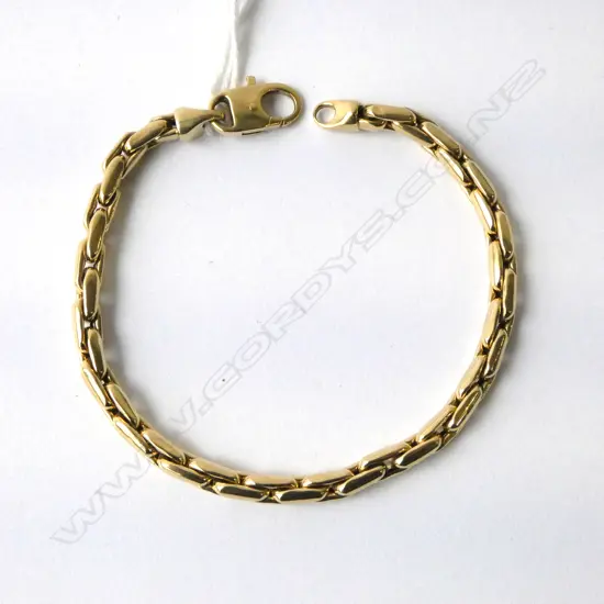 18CT GOLD CHAIN BRACELET 10.97gm