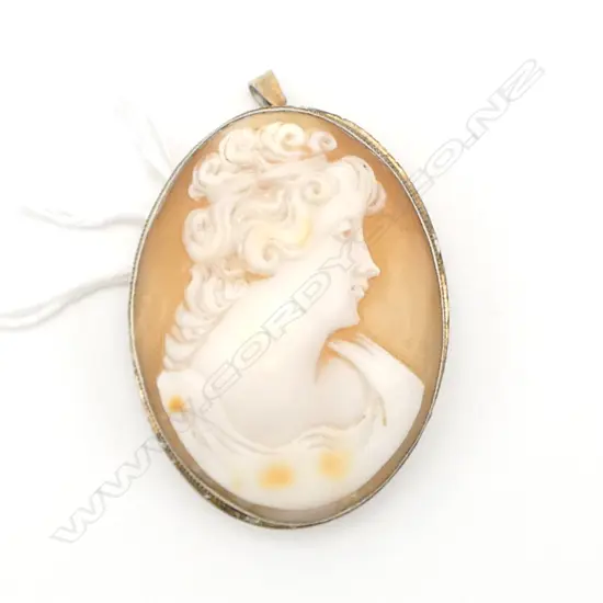 SILVER GILT CAMEO BROOCH