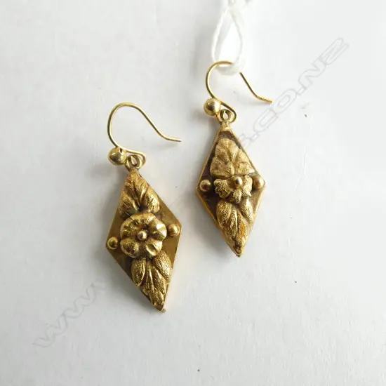 PAIR VICTORIAN 9CT GOLD EARRINGS 2.59gm SLIGHT DAMAGE TO ONE EARRING